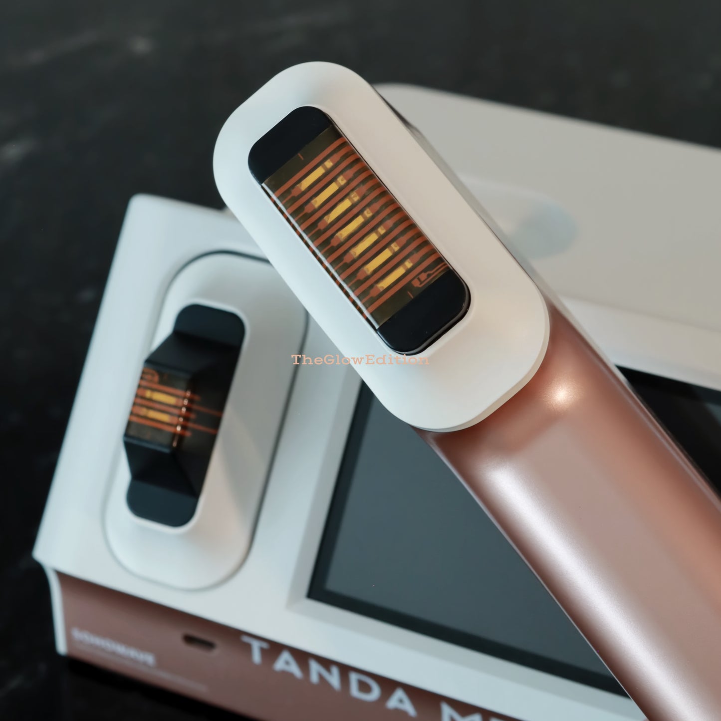 TANDA Beauty SoHowave Set| Professional Home Device for Facial Lifting & Firming